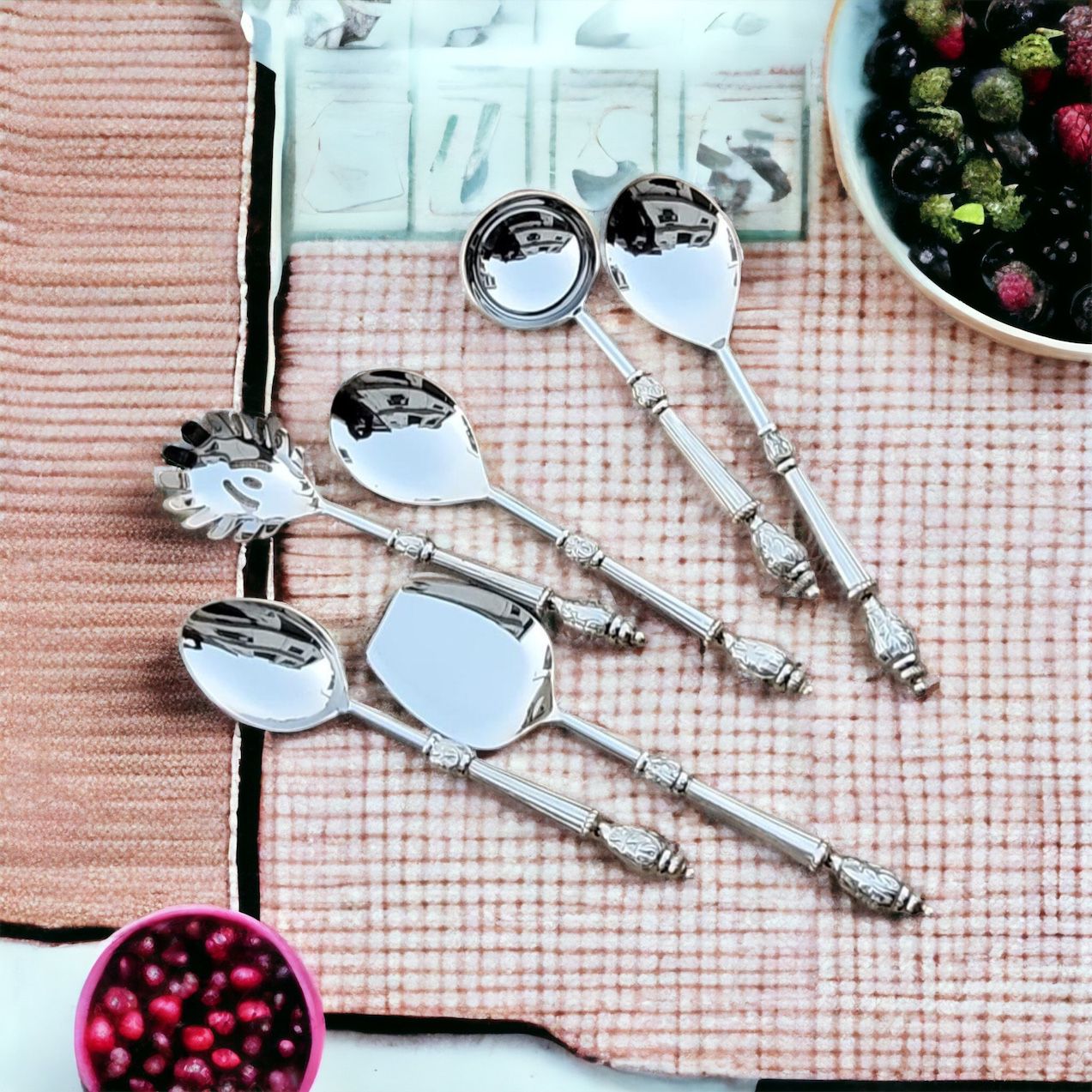 Amála - Chandi set of 6 Serving Spoons in brass