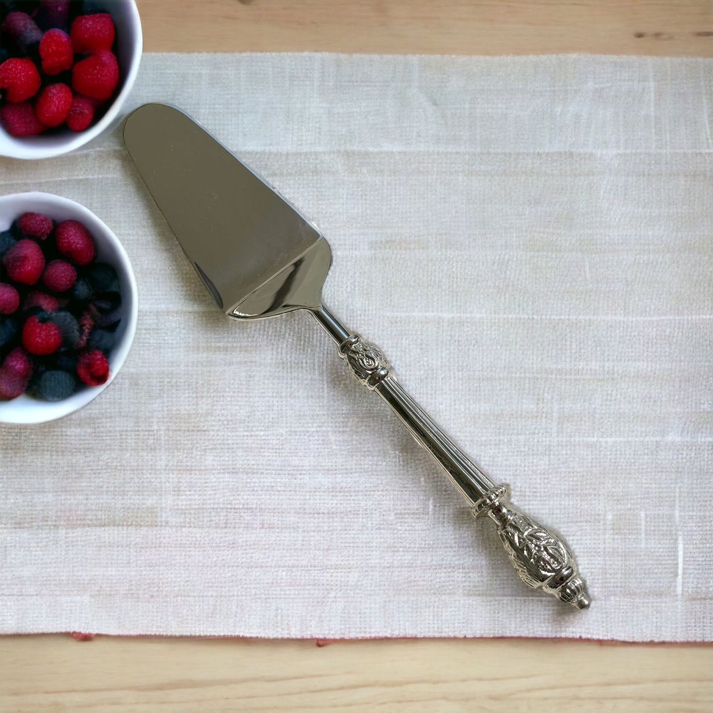 Záhra Chandi - Set of 2 Cake server