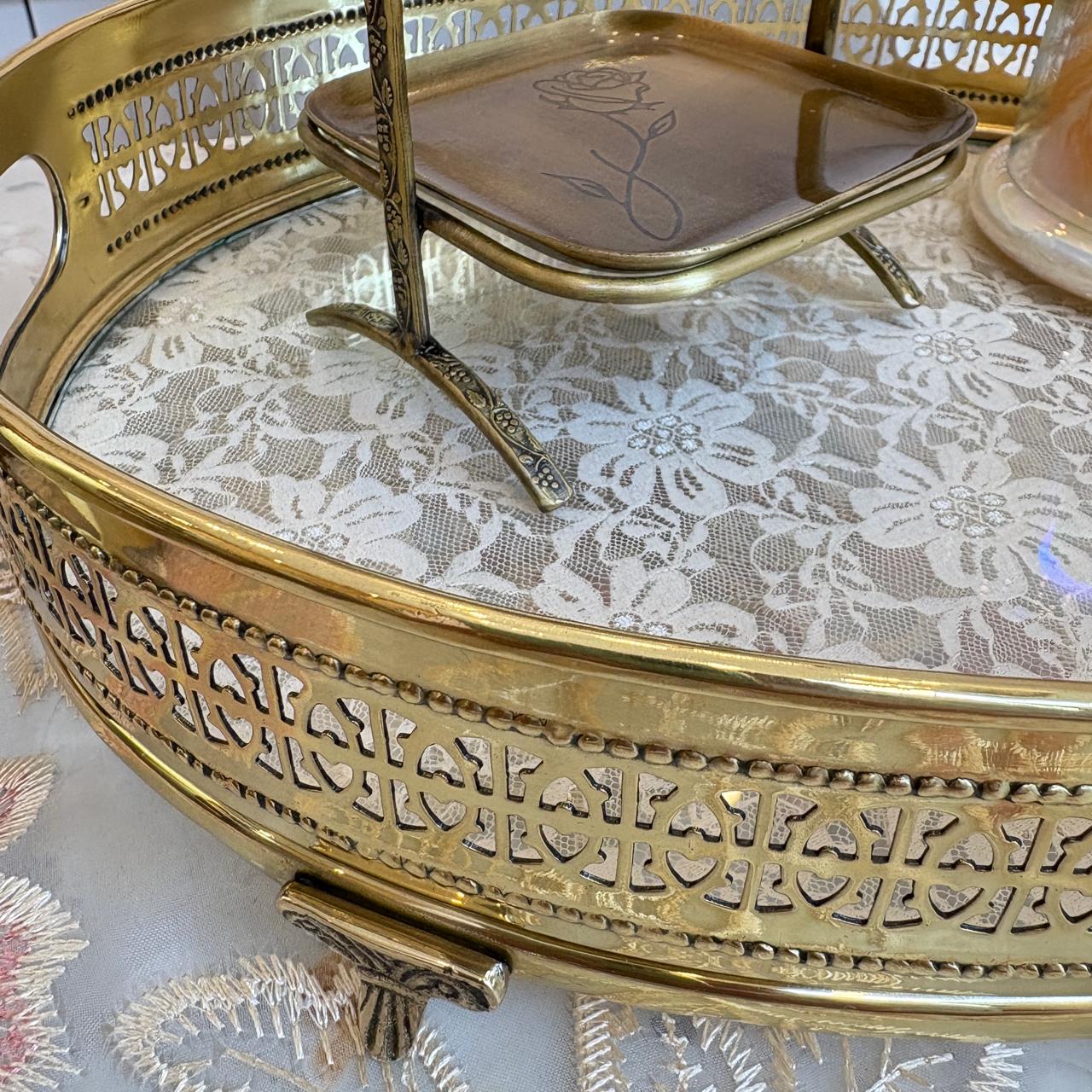 Názm - Brass tray with delicate fabric
