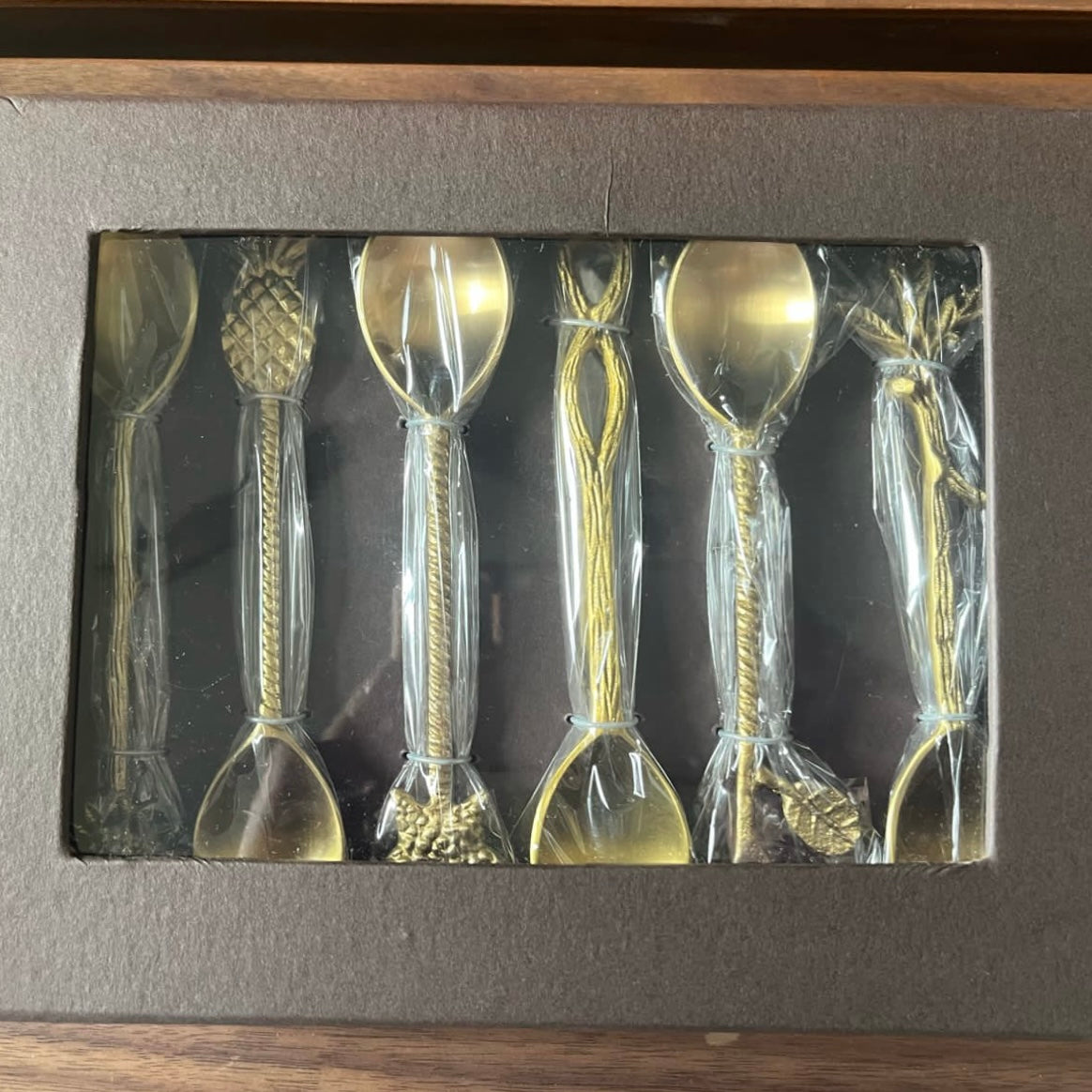 Mitháas - Brass Desset Spoons, Set of 6