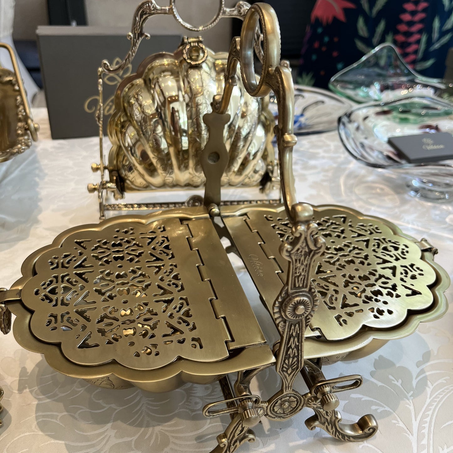 Nóor - Cookie server in brass
