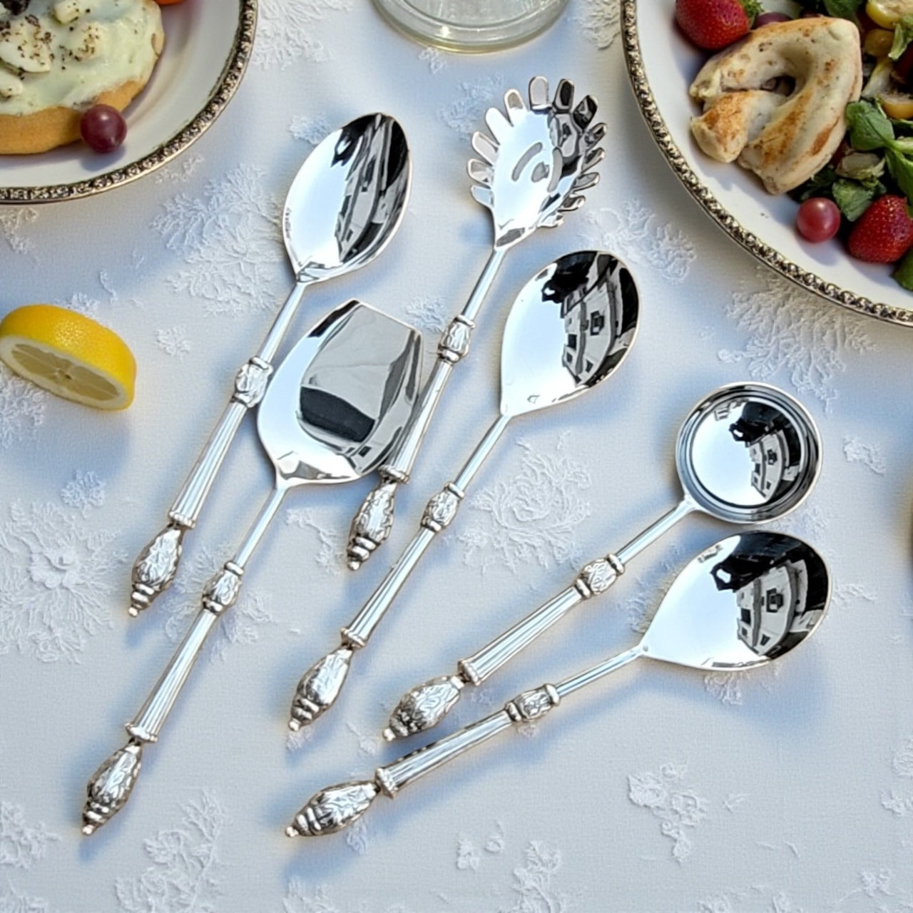 Amála - Chandi set of 6 Serving Spoons in brass