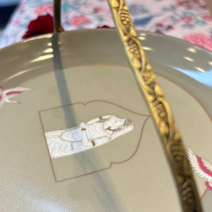 Behruz - 2 Tier platter in brass and porcelain