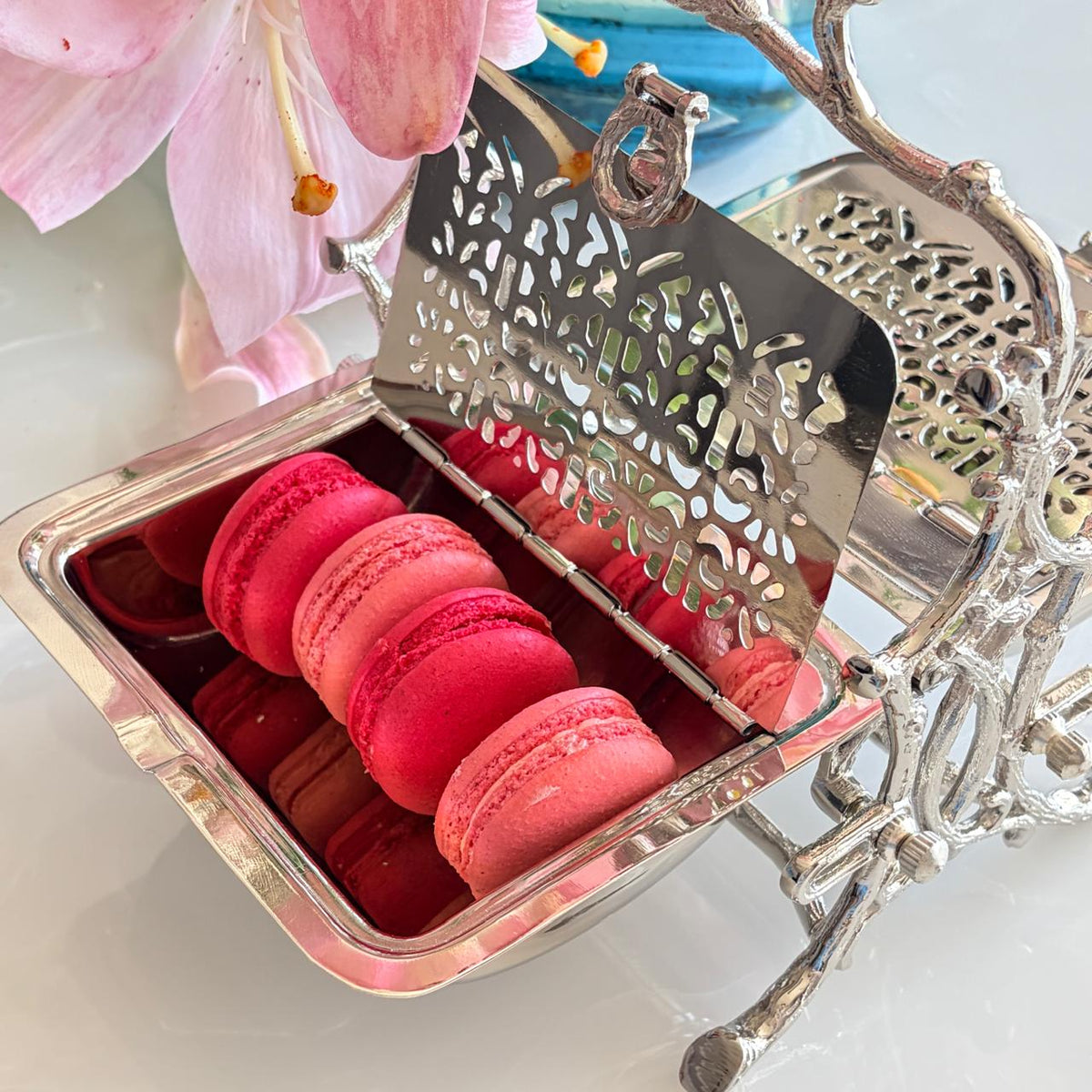Nóor - Cookie server in brass