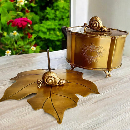 Sukóon Brass Napkin Holder