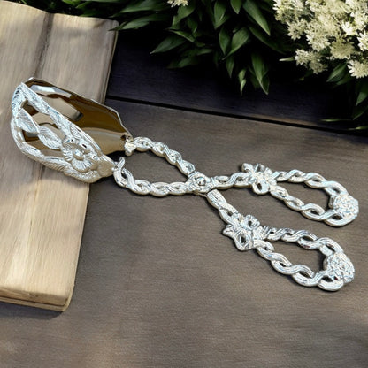 Qála - Brass Tong