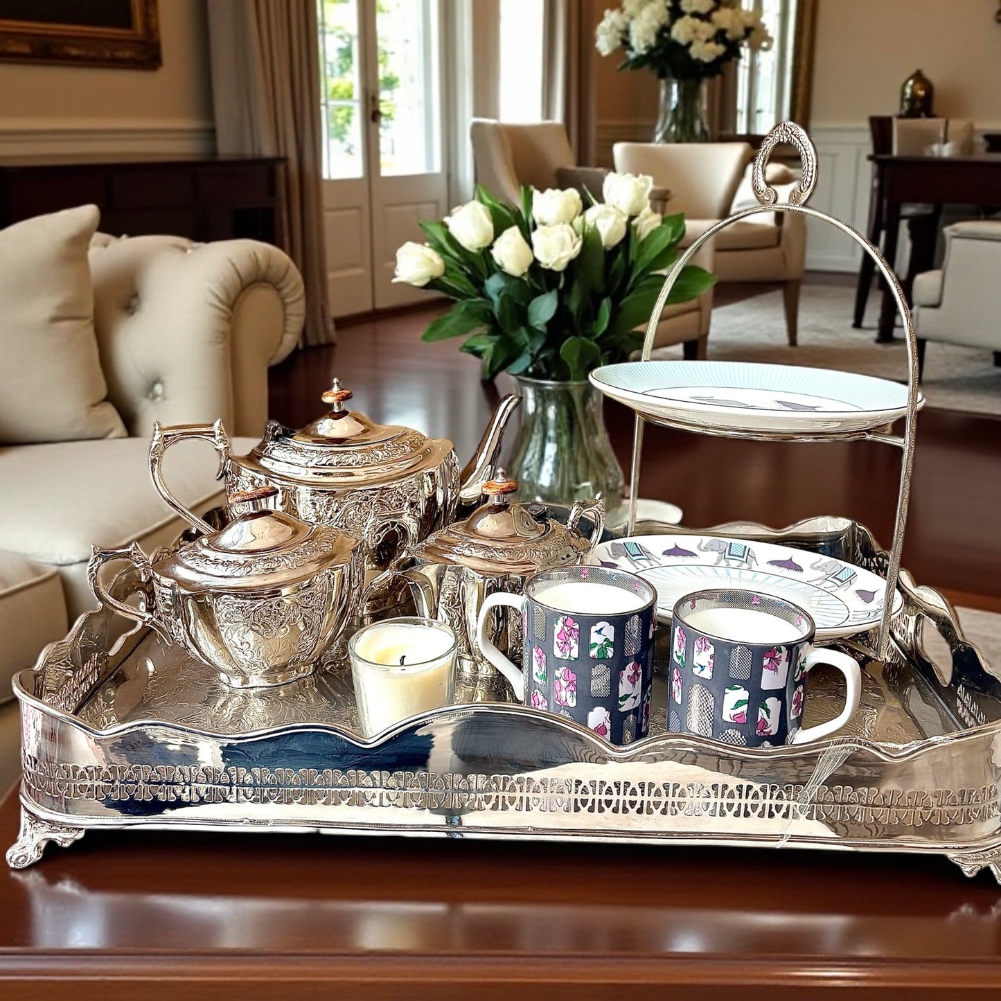 Názm Sana Large- exquisite large sized brass tray