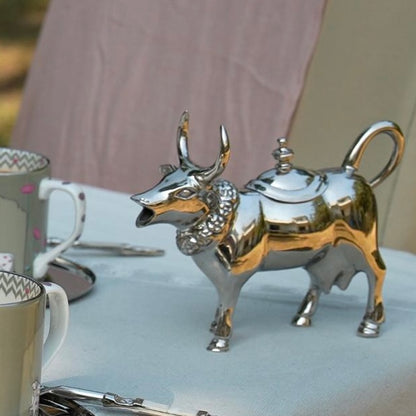 Méhfil-é-Khaas - A unique 2 piece tea set in brass