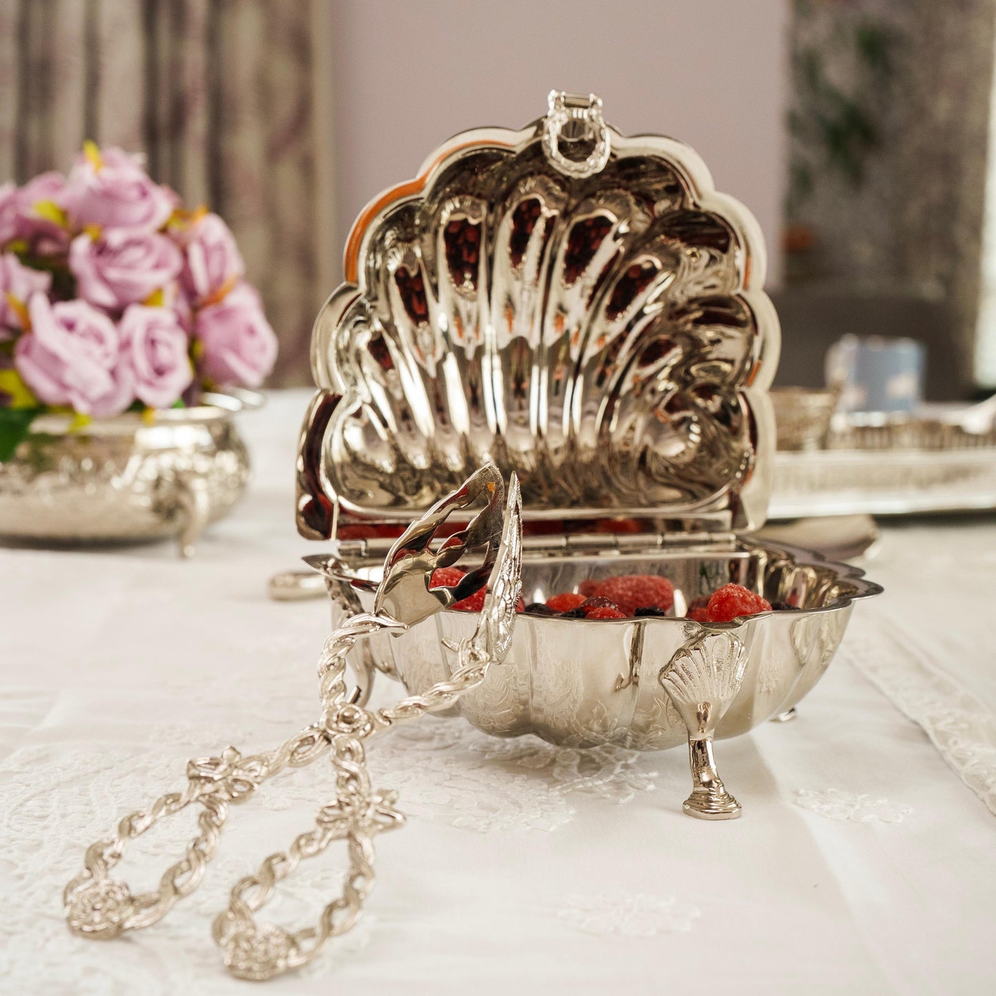 Noor Daani - Shell Shaped Brass Box