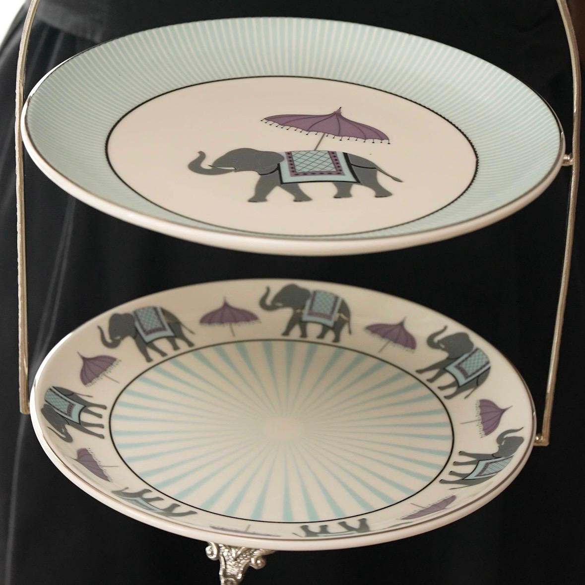 Zerqa — The Two-Tier Brass & Porcelain Platter