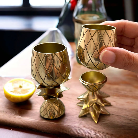 Suróor - Set of 2 mini glasses in brass
