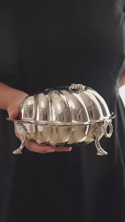 Noor Daani - Shell Shaped Brass Box